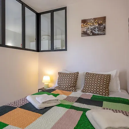 Apartament Cozy With Balcony In